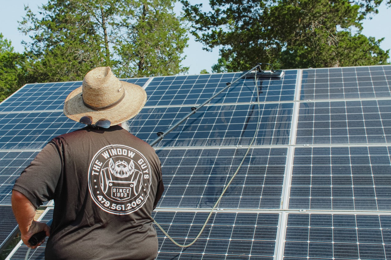 XERO SOLAR POLE - CONSTRUCTION