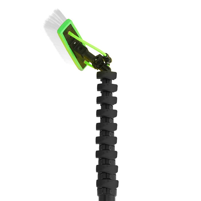 XERO SteveOnator Water Fed Pole Brush View