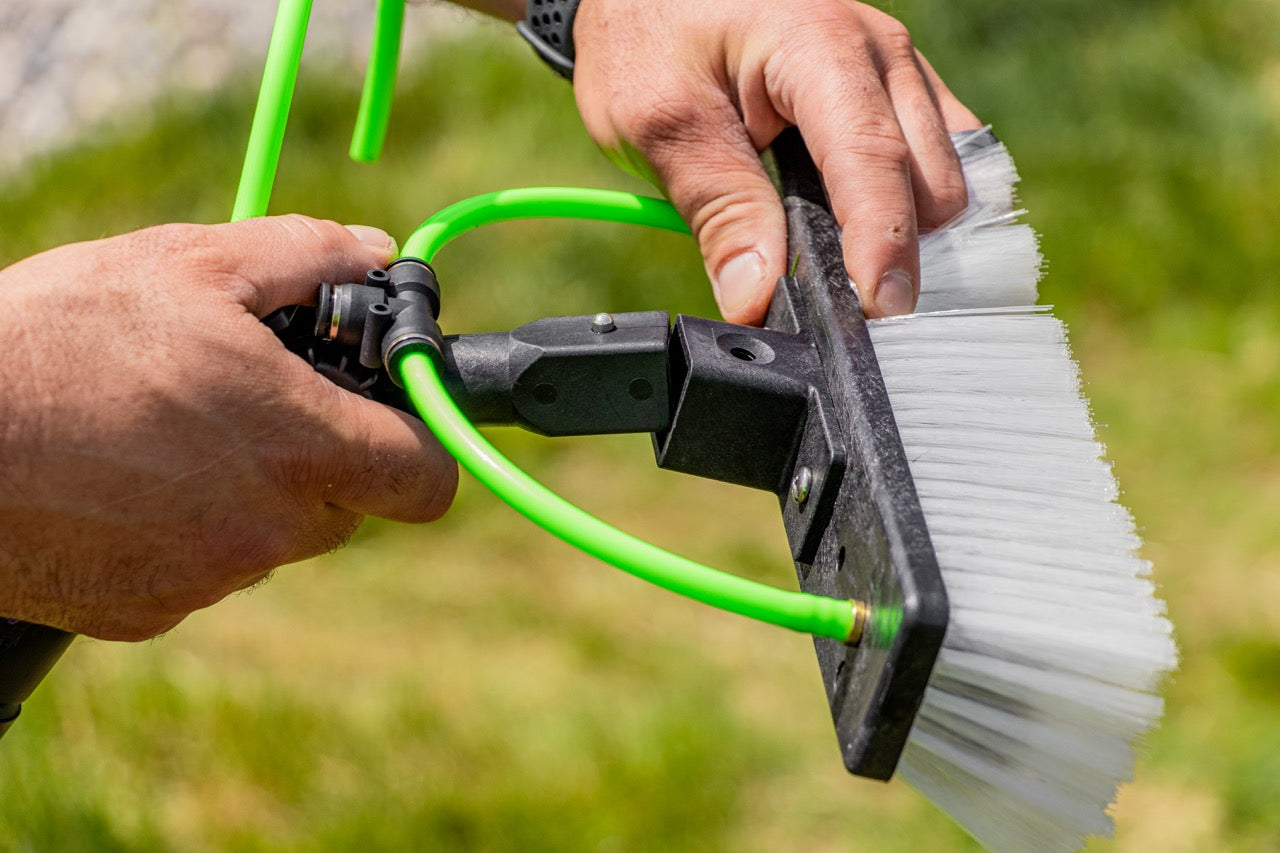 Water Fed Brushes | Window Cleaning | XERO Water Fed — XERO Products